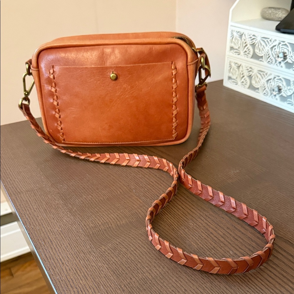Madewell The Large Transport Camera Bag: Whipstitched Edition Orange